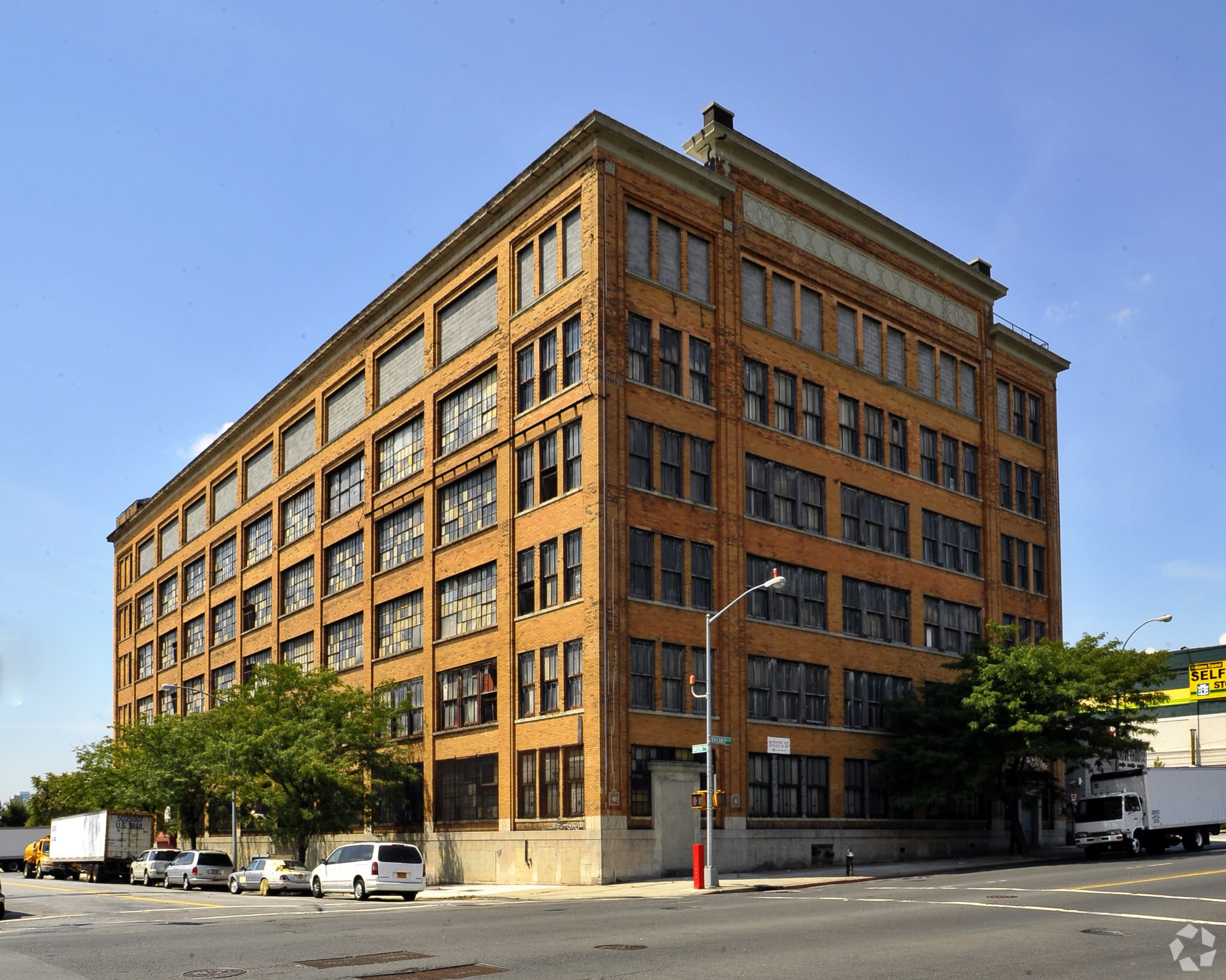 120 Bruckner Blvd, Bronx, NY for sale Primary Photo- Image 1 of 5