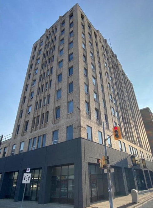 More details for 176 University Av W, Windsor, ON - Multifamily for Sale