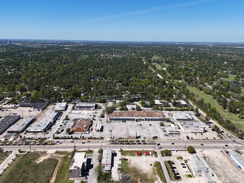 Champions Village portefeuille de 11 propriétés à vendre sur LoopNet.ca - Aérien - Image 2 de 12