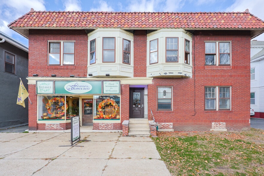 760 Sumner Ave, Springfield, MA for sale - Building Photo - Image 1 of 10