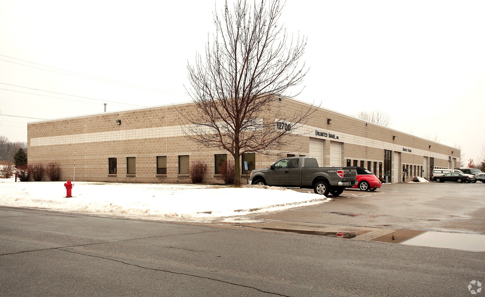 12700 Zenith Ave, Burnsville, MN à louer Photo principale- Image 1 de 3