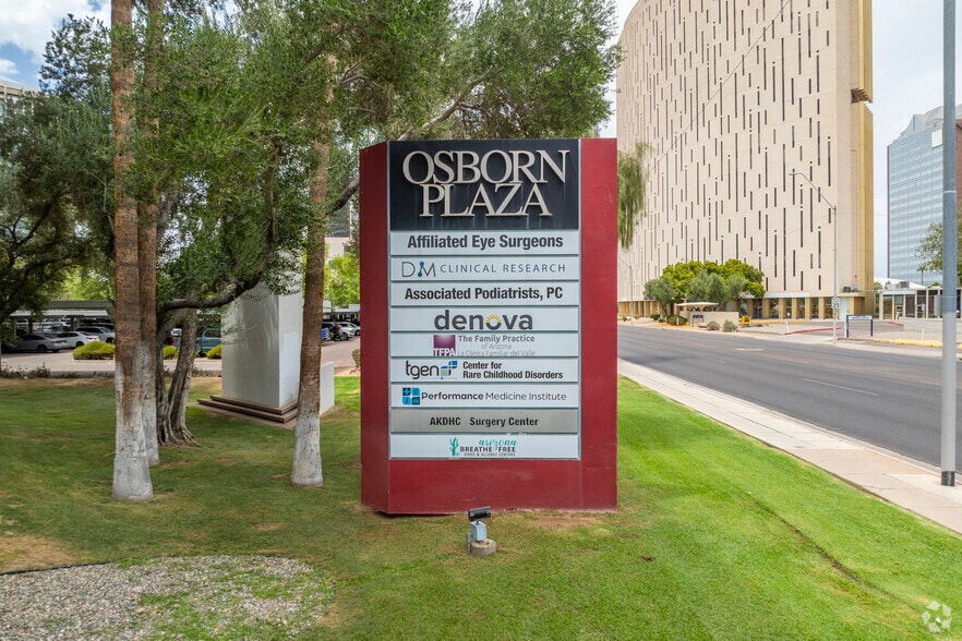 3330 N 2nd St, Phoenix, AZ for lease - Building Photo - Image 2 of 5