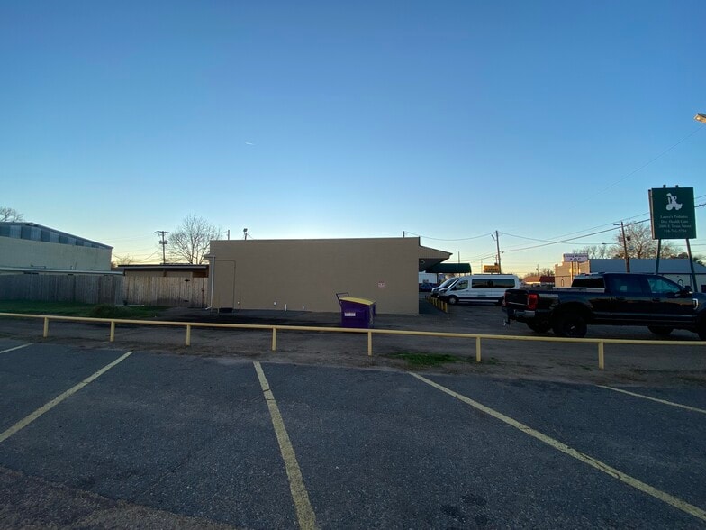 2000 E Texas St, Bossier City, LA for sale - Building Photo - Image 2 of 7