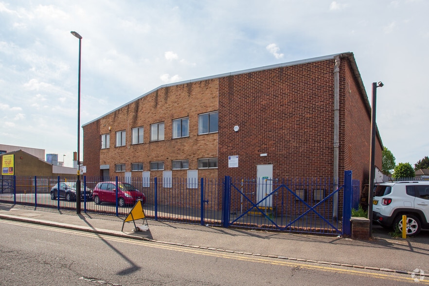 115 Canterbury Rd, Croydon for lease - Building Photo - Image 2 of 3