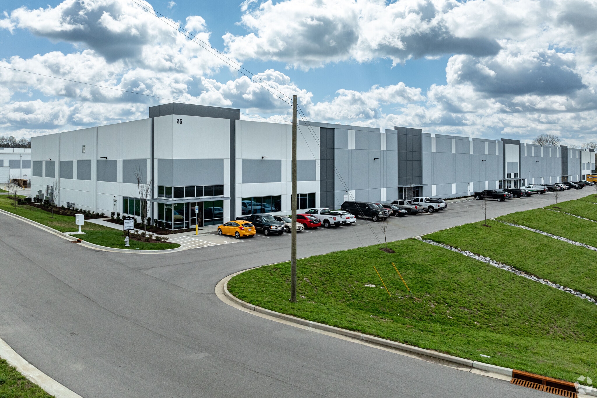 25 Genesco Pky, Lebanon, TN for lease Primary Photo- Image 1 of 8