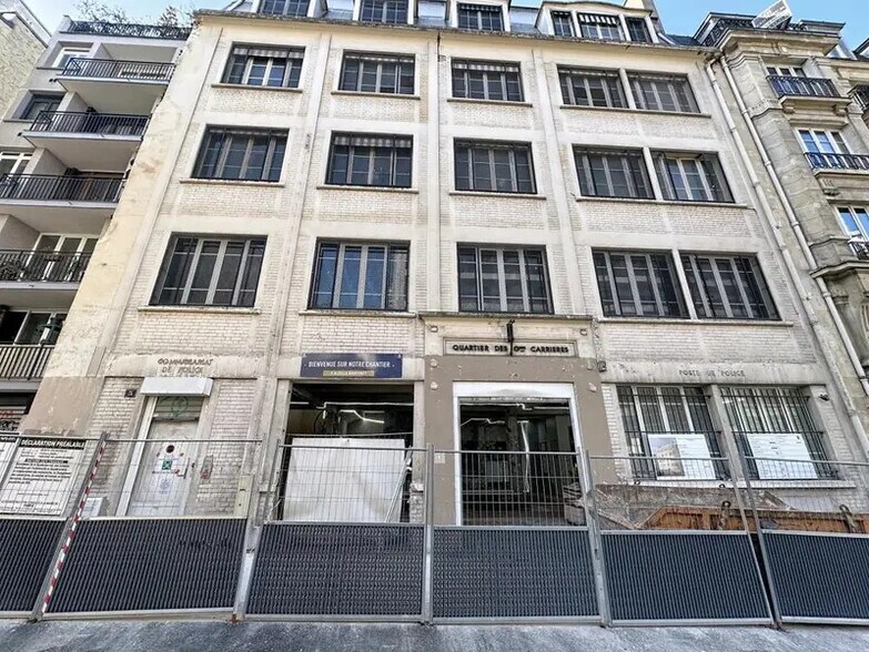 Office in Paris for sale - Building Photo - Image 1 of 5