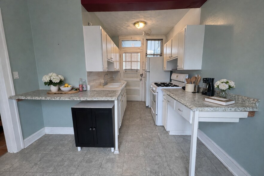 3457 N Ridgeway Ave, Chicago, IL à vendre - Photo du bâtiment - Image 2 de 5