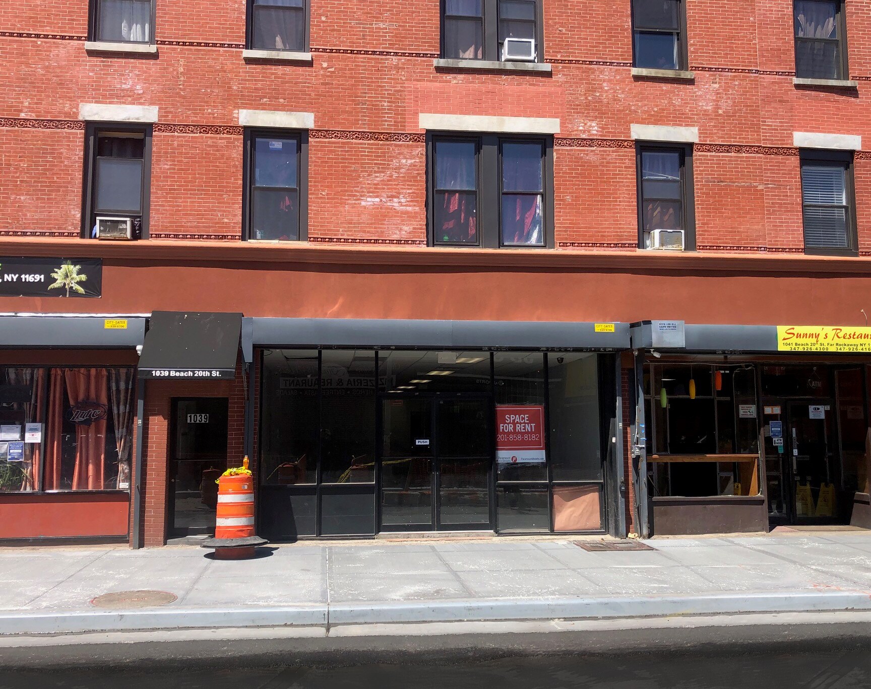 1037 Beach 20th St, Far Rockaway, NY à louer Photo du bâtiment- Image 1 de 3