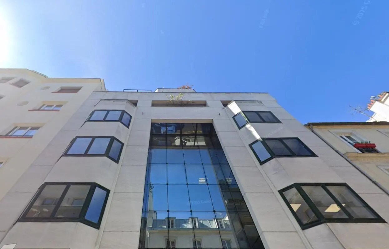 Office in Levallois-Perret for lease Building Photo- Image 1 of 7