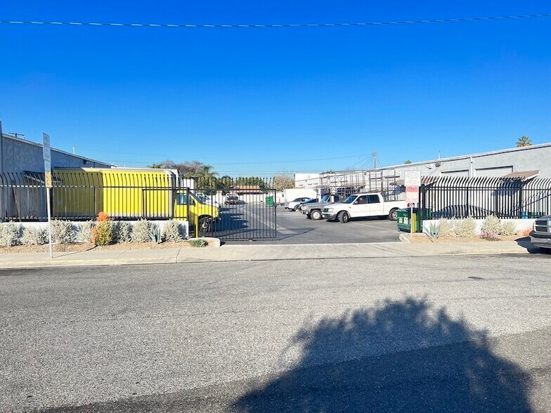 4215 Alderson Ave, Baldwin Park, CA à louer - Photo du bâtiment - Image 2 de 3