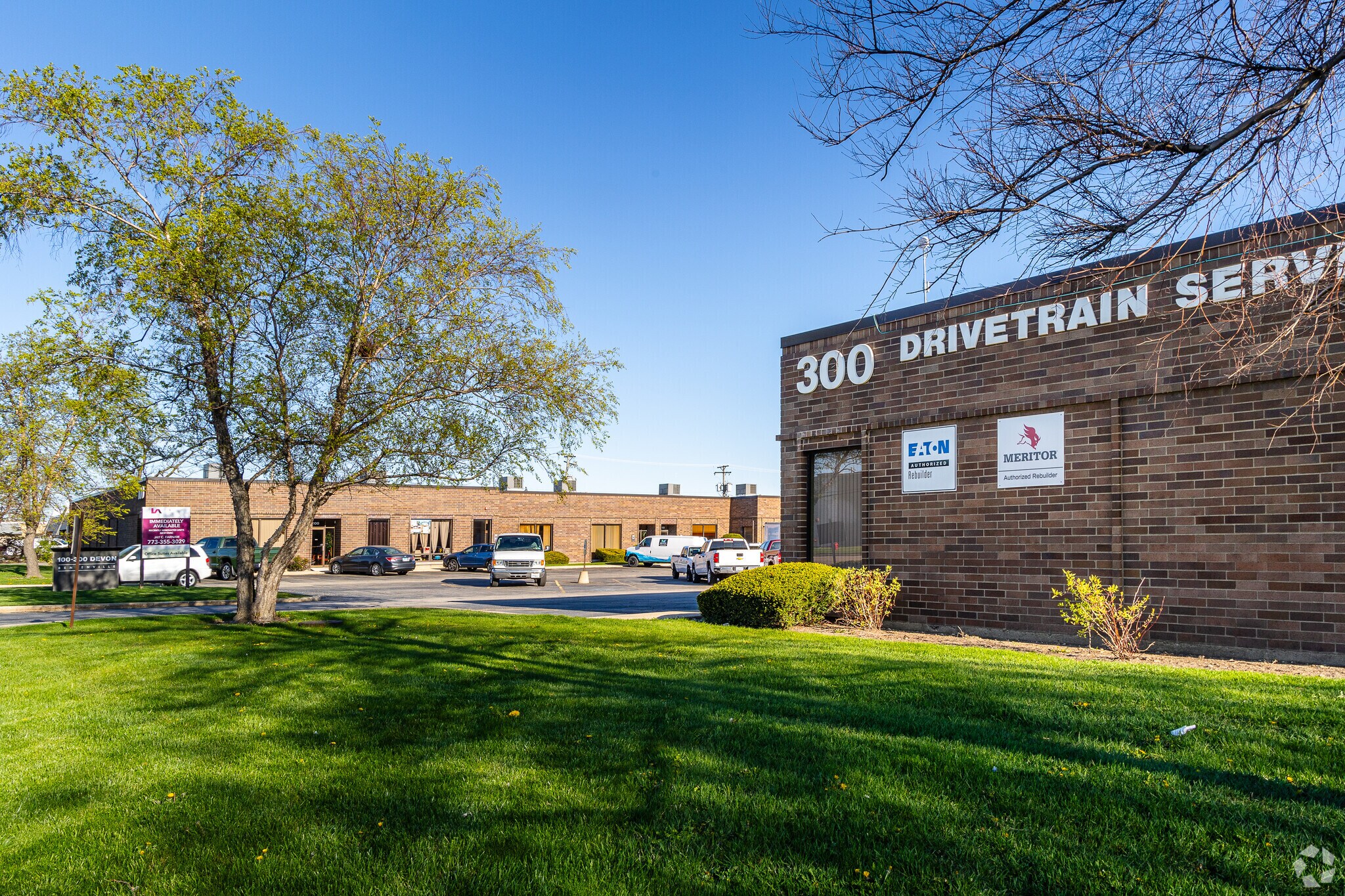 100-300 Devon Ave, Bensenville, IL for lease Primary Photo- Image 1 of 14