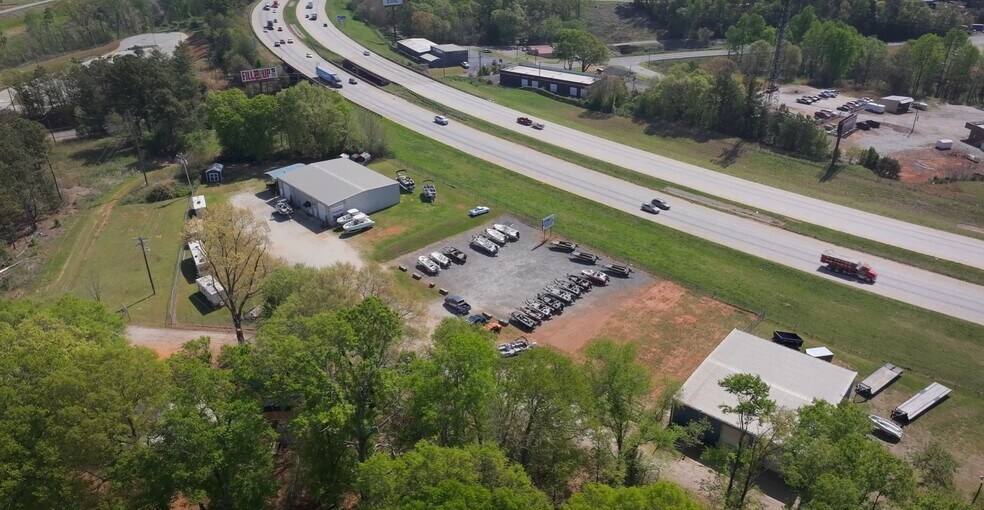 1360 Upper Valley Falls Rd, Spartanburg, SC à vendre - Vidéo sur l’inscription commerciale - Image 2 de 16