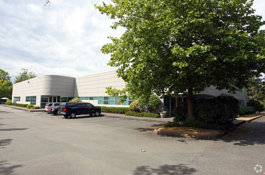 15443-15459 NE 95th St, Redmond, WA for lease - Building Photo - Image 2 of 9