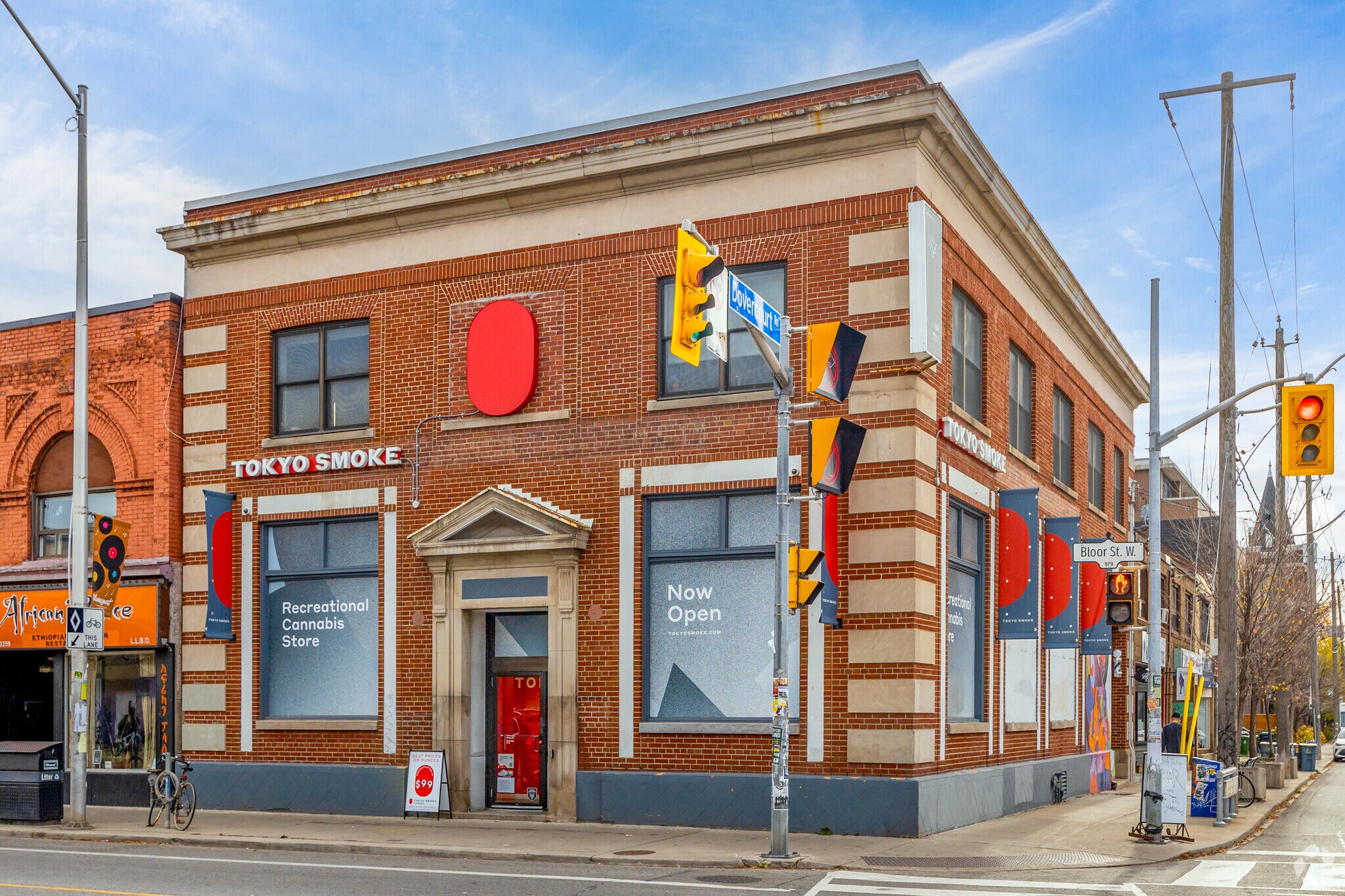 979 Bloor St W, Toronto, ON à vendre Photo principale- Image 1 de 1