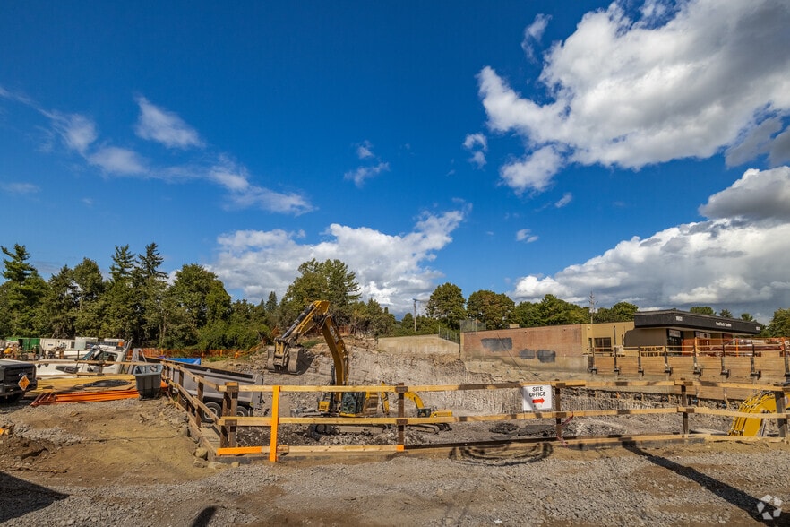 1649 Montreal Rd, Ottawa, ON for lease - Building Photo - Image 2 of 2