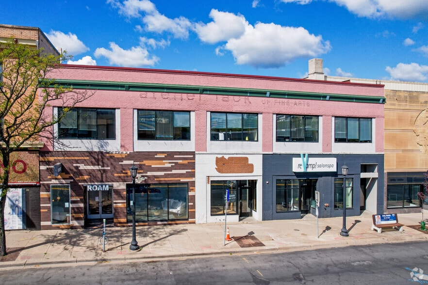2908-2916 Hennepin Ave, Minneapolis, MN for lease - Building Photo - Image 3 of 5
