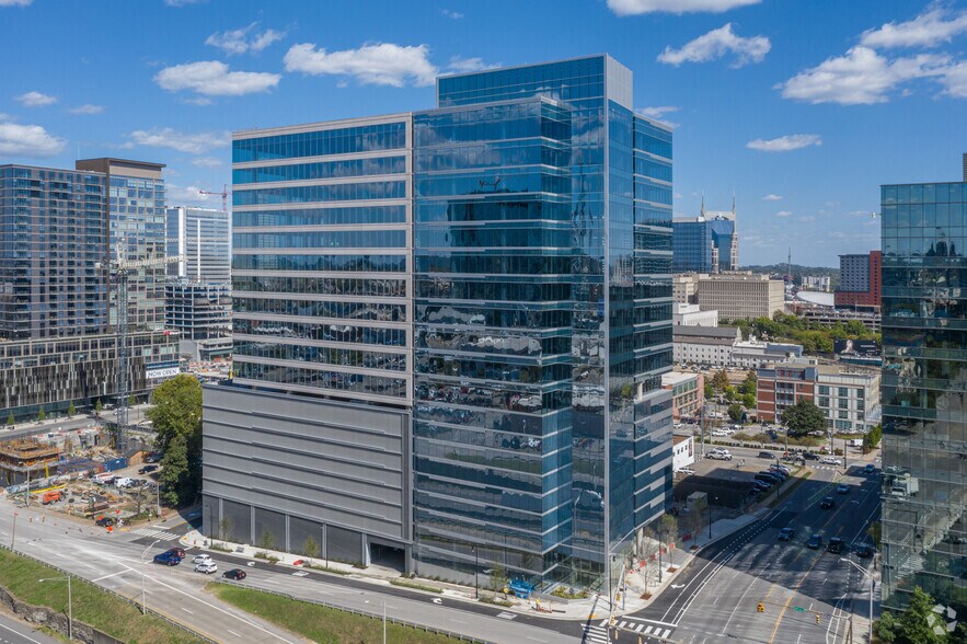 1222 Demonbreun St, Nashville, TN à louer - Photo du bâtiment - Image 2 de 28