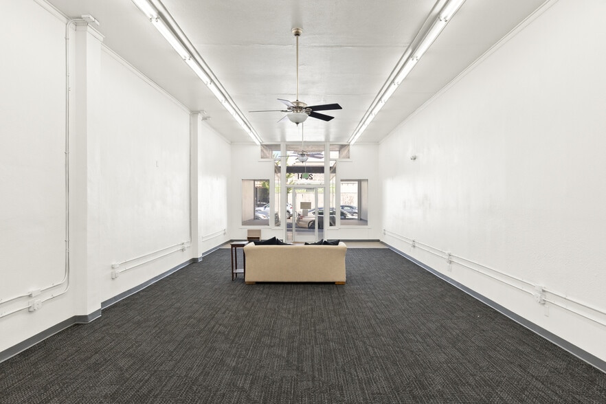 2041 Bird St, Oroville, CA for lease - Building Photo - Image 3 of 7