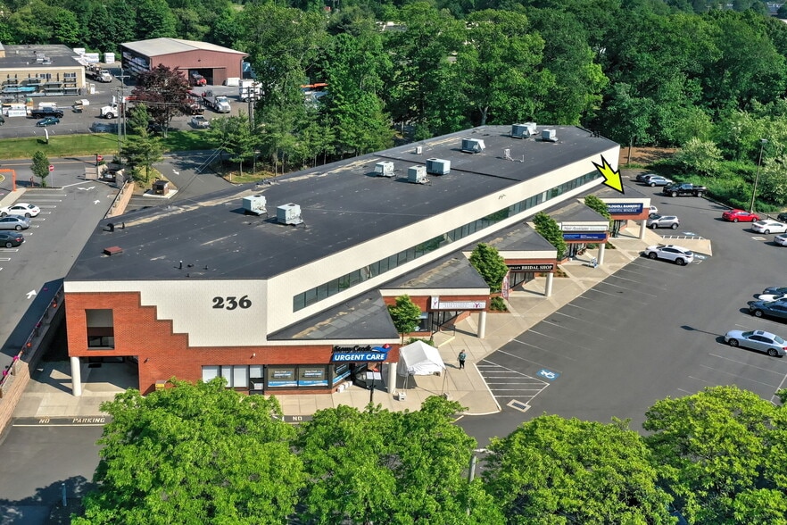 236 Boston Post Rd, Orange, CT for lease - Building Photo - Image 3 of 8