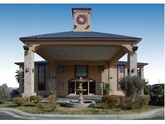 1308 N US Highway 285, Fort Stockton, TX à vendre - Photo du bâtiment - Image 2 de 2