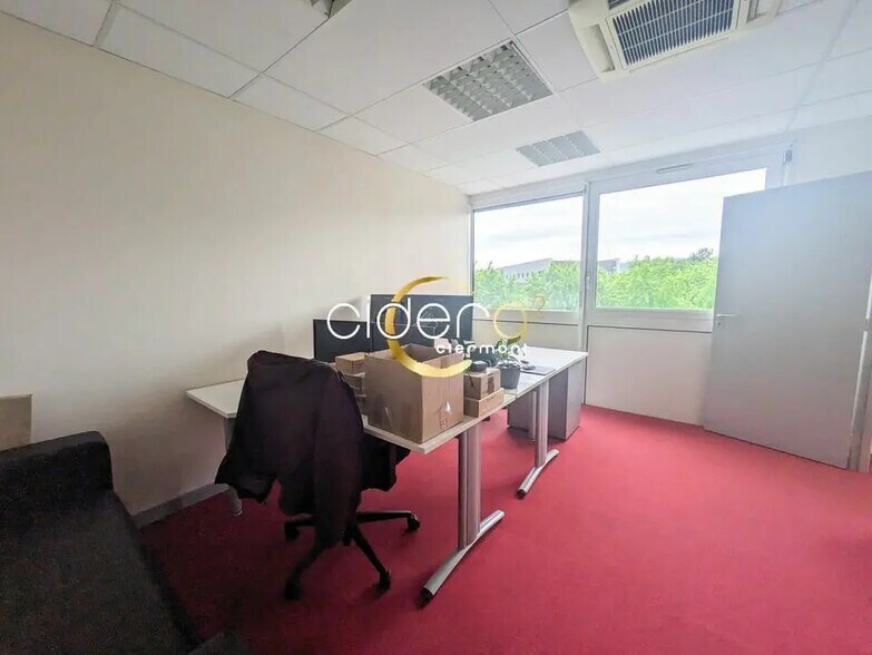 Bureau dans Clermont-Ferrand à louer - Photo intérieure - Image 3 de 5