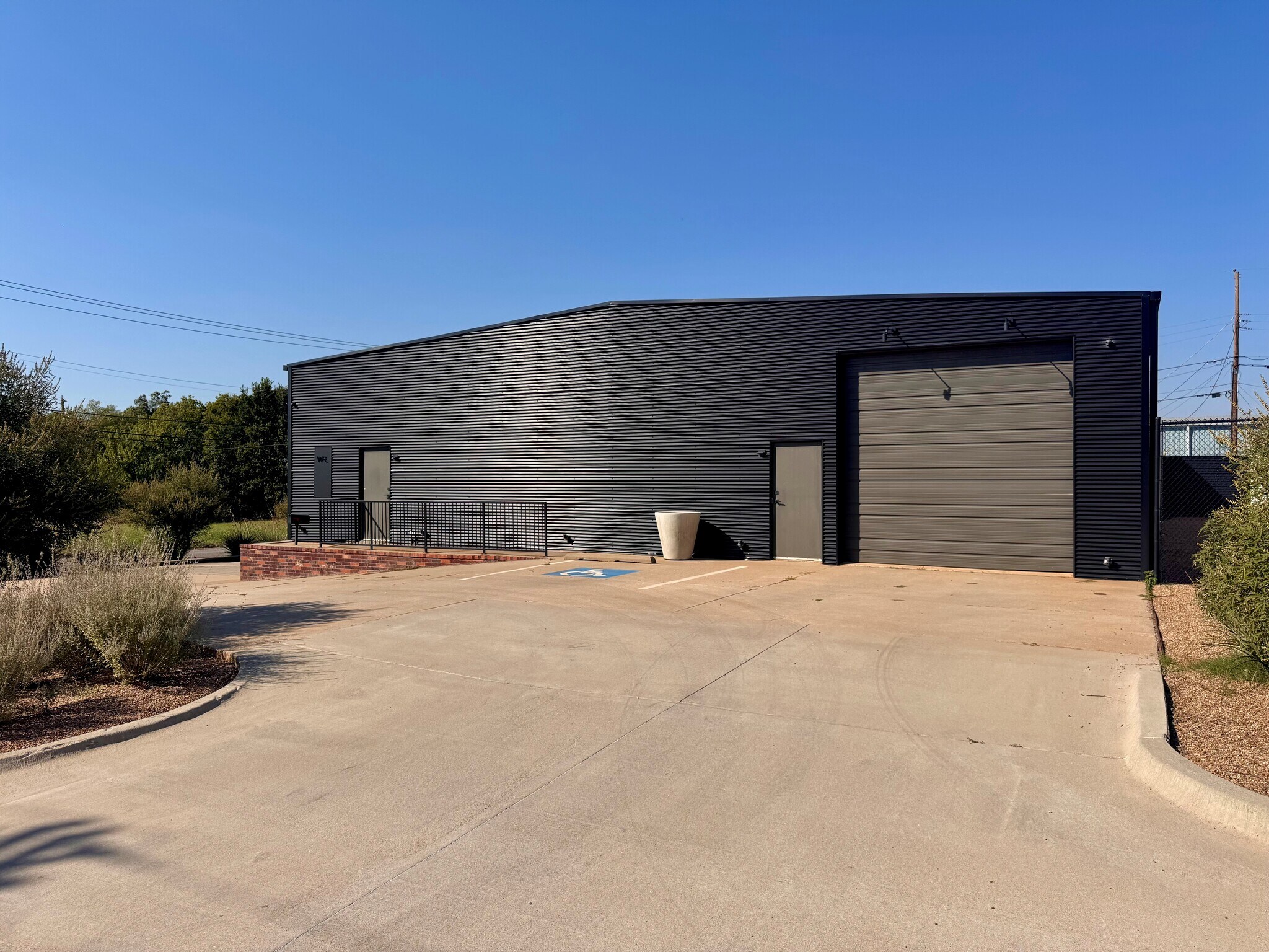 6500 N Shartel Ave, Oklahoma City, OK à louer Photo principale- Image 1 de 3