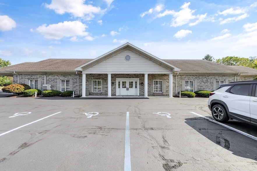 4653 Glendale Ave, Toledo, OH à vendre - Photo du bâtiment - Image 1 de 16