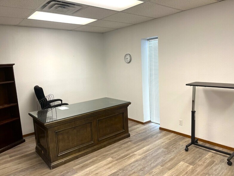 4105 S Chadbourne St, San Angelo, TX for lease - Building Photo - Image 3 of 8