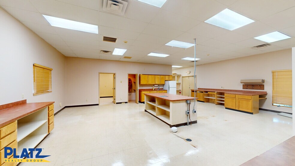 480 S Canfield Niles Rd, Youngstown, OH à louer - Photo intérieure - Image 3 de 13