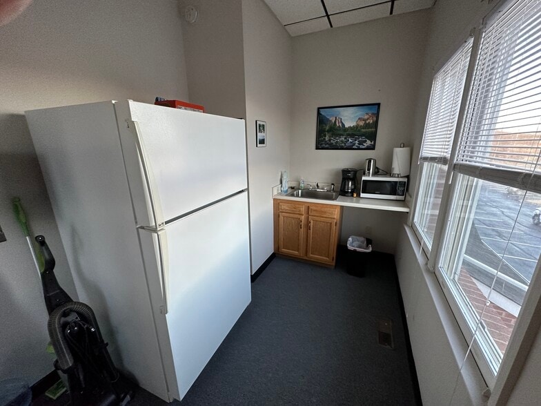 370 Neff Ave, Harrisonburg, VA for lease - Building Photo - Image 3 of 3