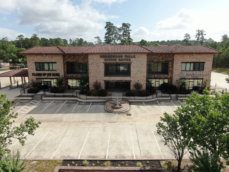 5452 Highway 105 W, Conroe, TX à vendre - Photo du bâtiment - Image 1 de 23