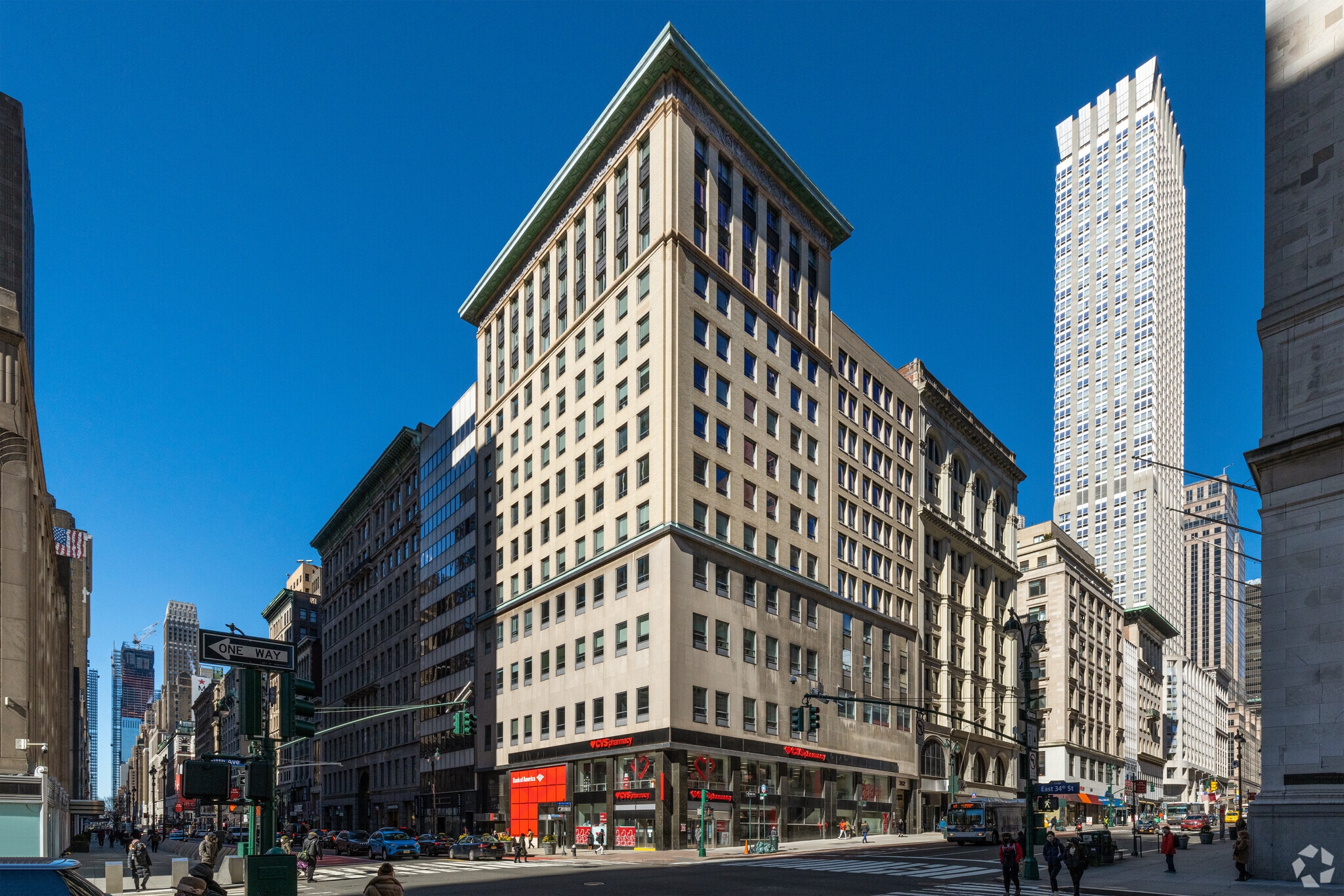 362 Fifth Ave, New York, NY for lease Primary Photo- Image 1 of 4