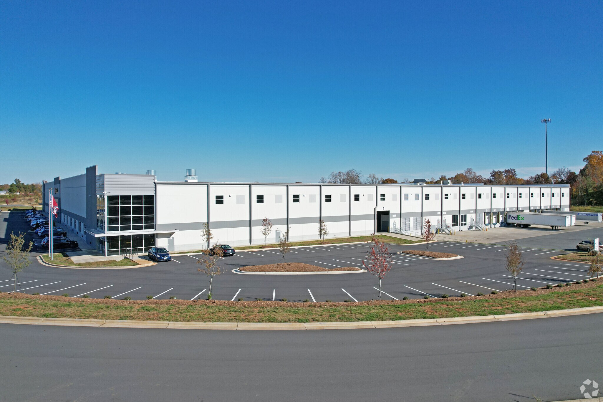3031 Hendren Rd, Whitsett, NC for lease Primary Photo- Image 1 of 10
