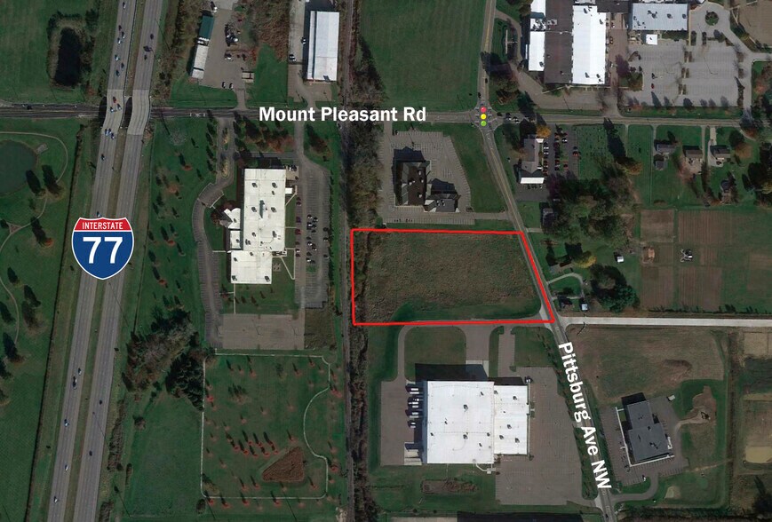 8355 Pittsburgh Ave NW, Canton, OH à vendre - Photo principale - Image 1 de 2