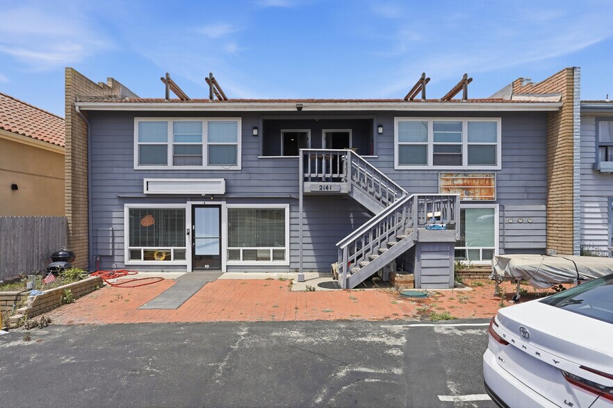 2141 10th St, Los Osos, CA à vendre - Photo du bâtiment - Image 2 de 17