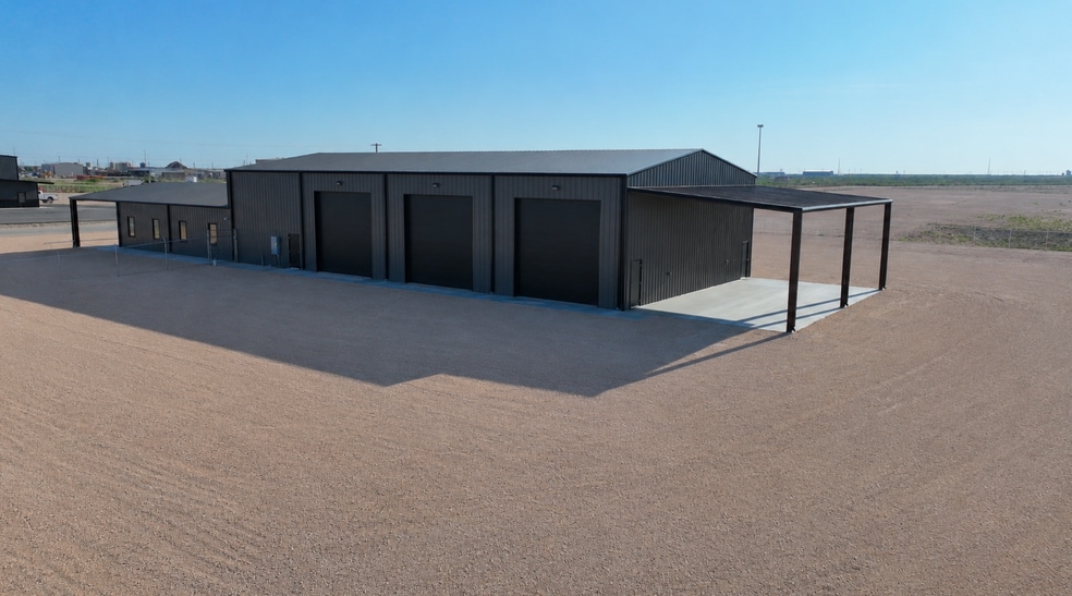 4020 County 48 Rd, Midland, TX for lease - Building Photo - Image 3 of 26