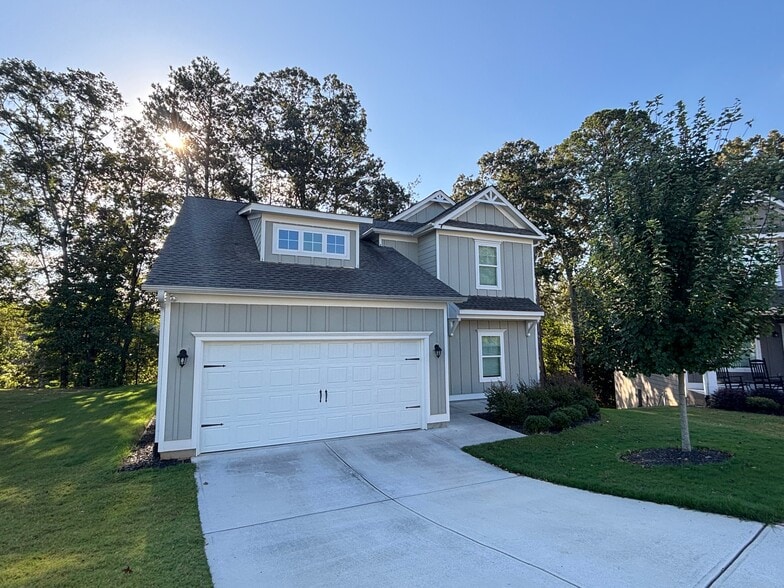 173 Russell Way, Athens, GA for sale - Primary Photo - Image 1 of 1