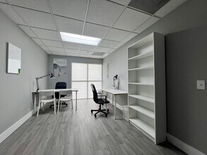 8200-8358 NW 30th Ter, Doral, FL for lease Interior Photo- Image 2 of 7