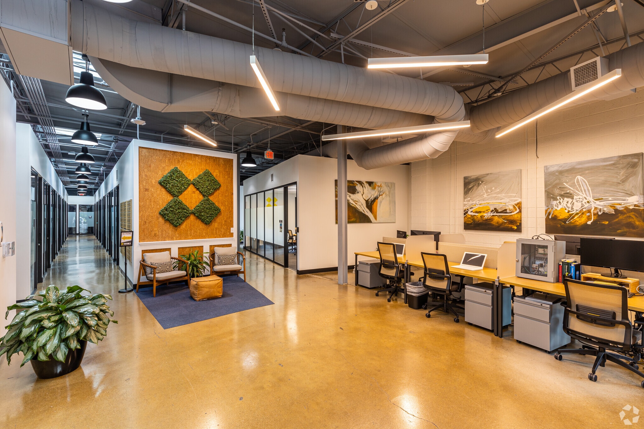 1806 Summit Ave, Richmond, VA for lease Primary Photo- Image 1 of 36