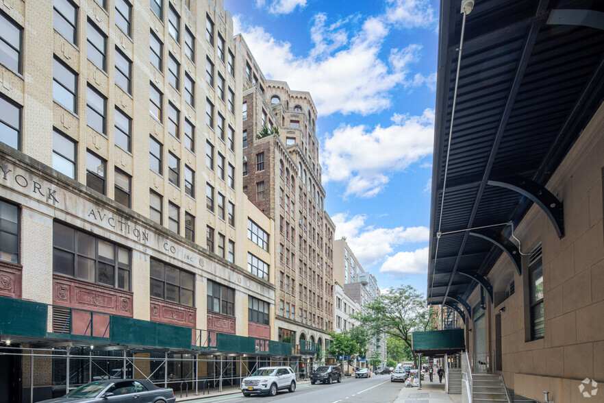 236 W 26th St, New York, NY for lease - Building Photo - Image 1 of 5