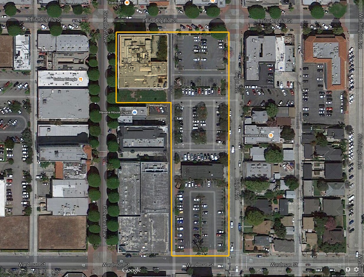 13002-13006 Philadelphia St, Whittier, CA à louer Photo du bâtiment- Image 1 de 2