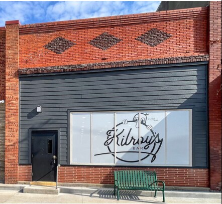 Plus de détails pour 1119 Thomas St, Redfield, IA - Commerce de détail à vendre