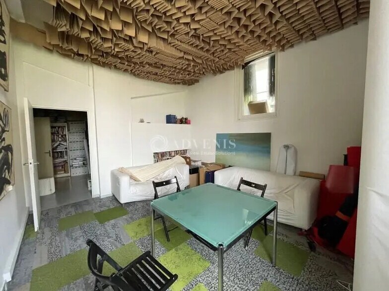 Office in Vanves for lease - Interior Photo - Image 3 of 12