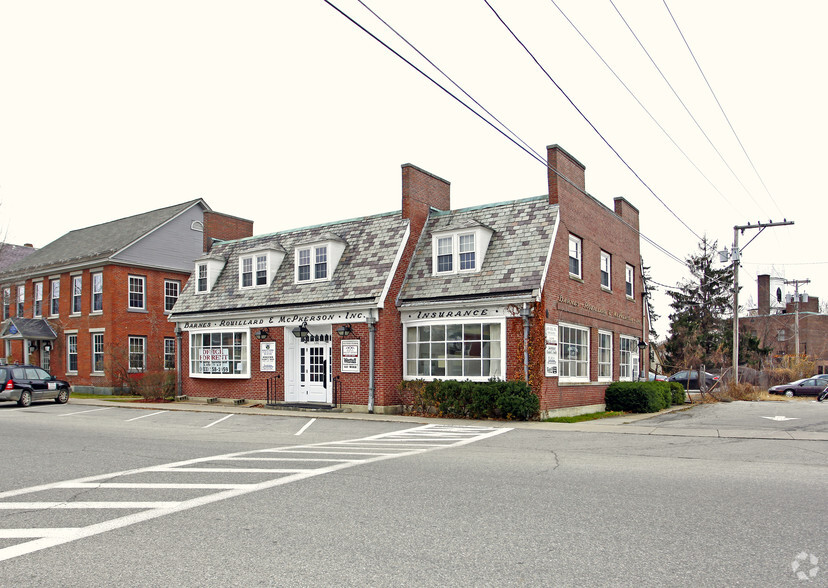 131 Broad St, Claremont, NH à vendre - Photo principale - Image 1 de 1