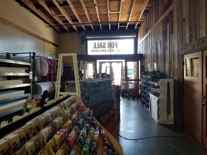 1807 Eastshore Hwy, Berkeley, CA à louer - Photo intérieure - Image 3 de 17