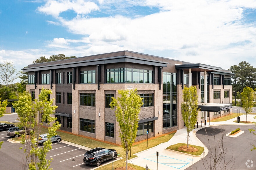 2685 Peachtree Pky, Suwanee, GA for lease - Building Photo - Image 3 of 17