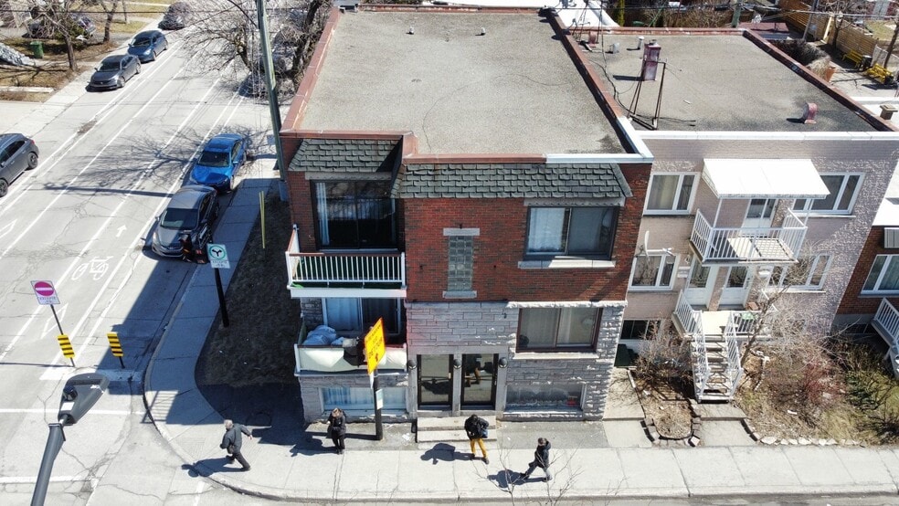 8294-8298 Rue Hochelaga, Montréal, QC à vendre - Photo du bâtiment - Image 3 de 20