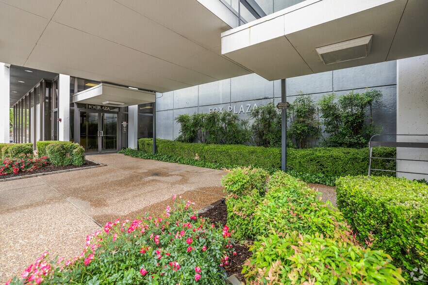 5416 S Yale Ave, Tulsa, OK à louer - Photo du bâtiment - Image 3 de 17