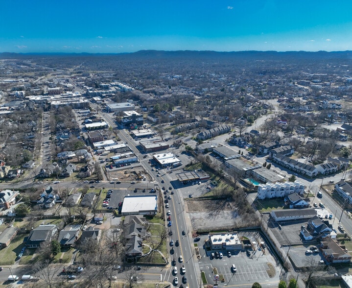 2015 8th Ave S, Nashville, TN for lease - Aerial - Image 3 of 5