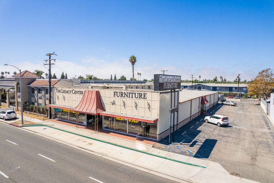 2215 Harbor Blvd, Costa Mesa, CA for sale - Building Photo - Image 3 of 5